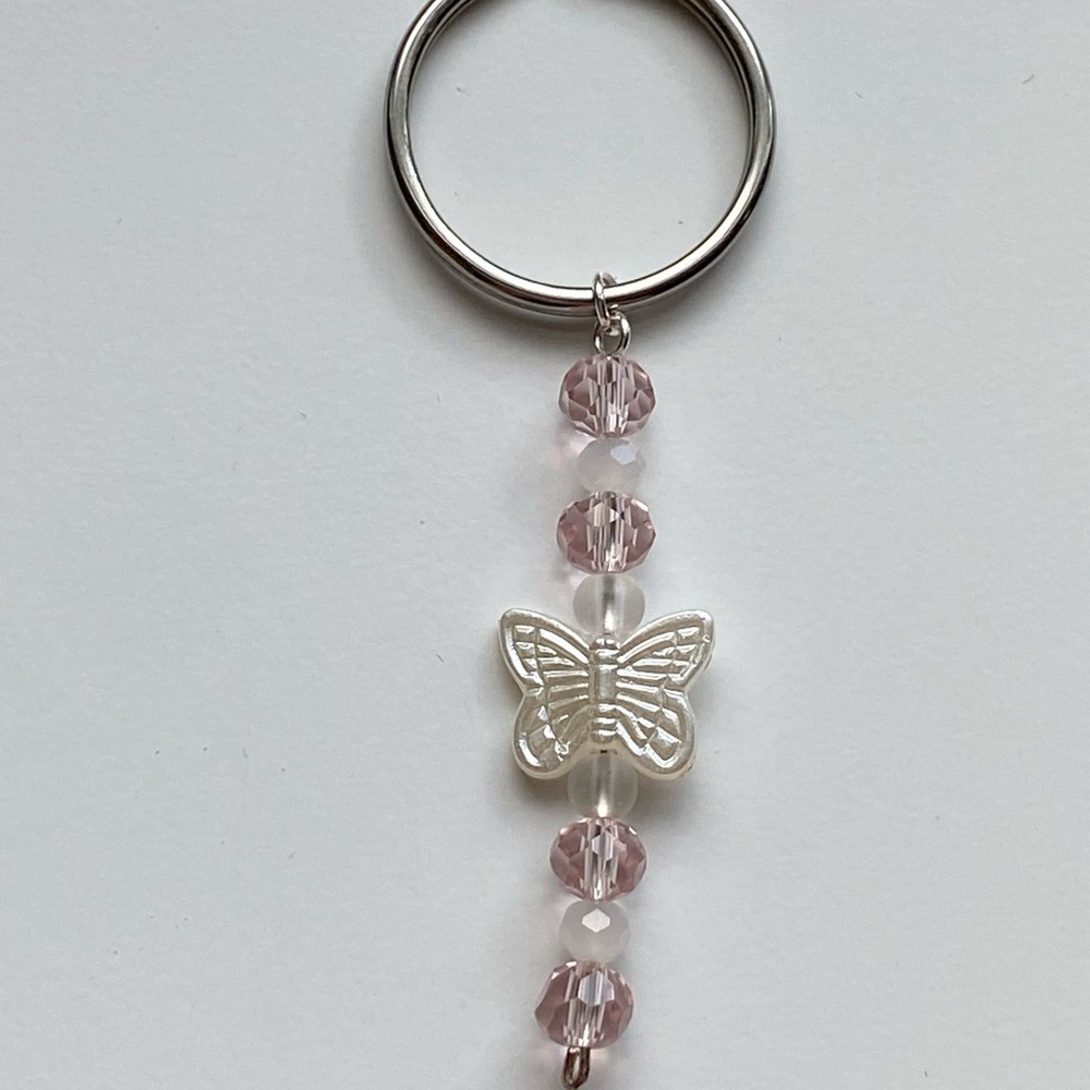 ❣︎ pink butterfly key ring ❣︎